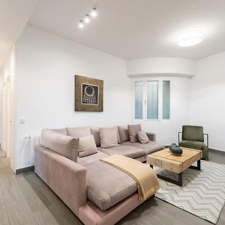 Luxe Apartment In Plaza De Espana Madrid Exterior foto